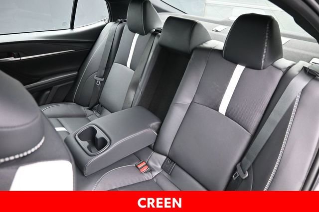 Used 2026 Toyota Camry SE AWD/4WD image 17