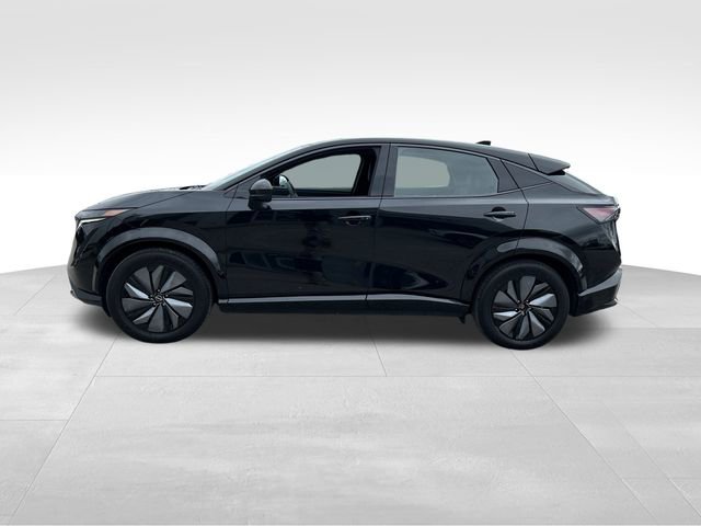 Used 2023 Nissan Ariya AWD image 2