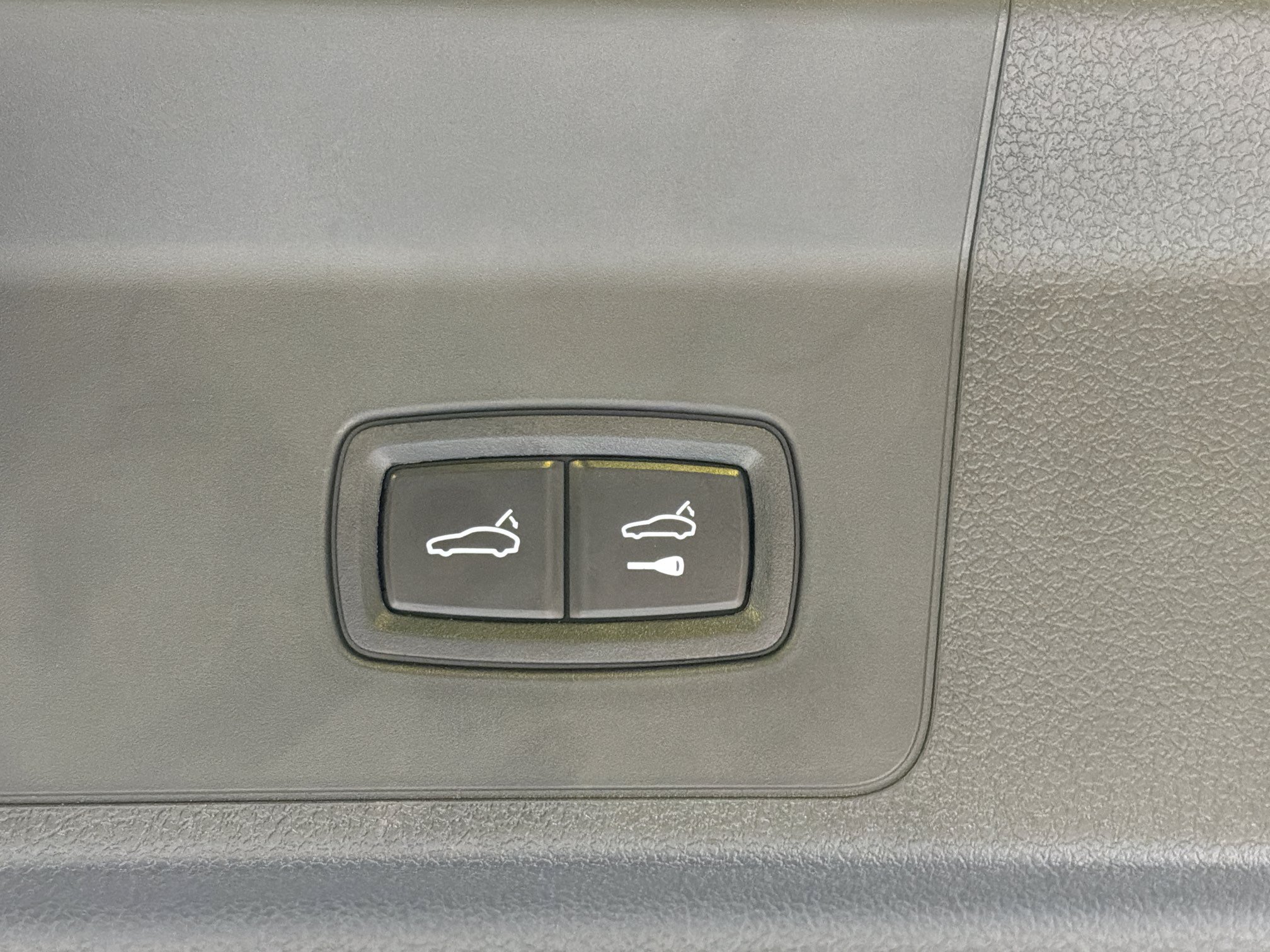 Certified 2026 Porsche Panamera image 14