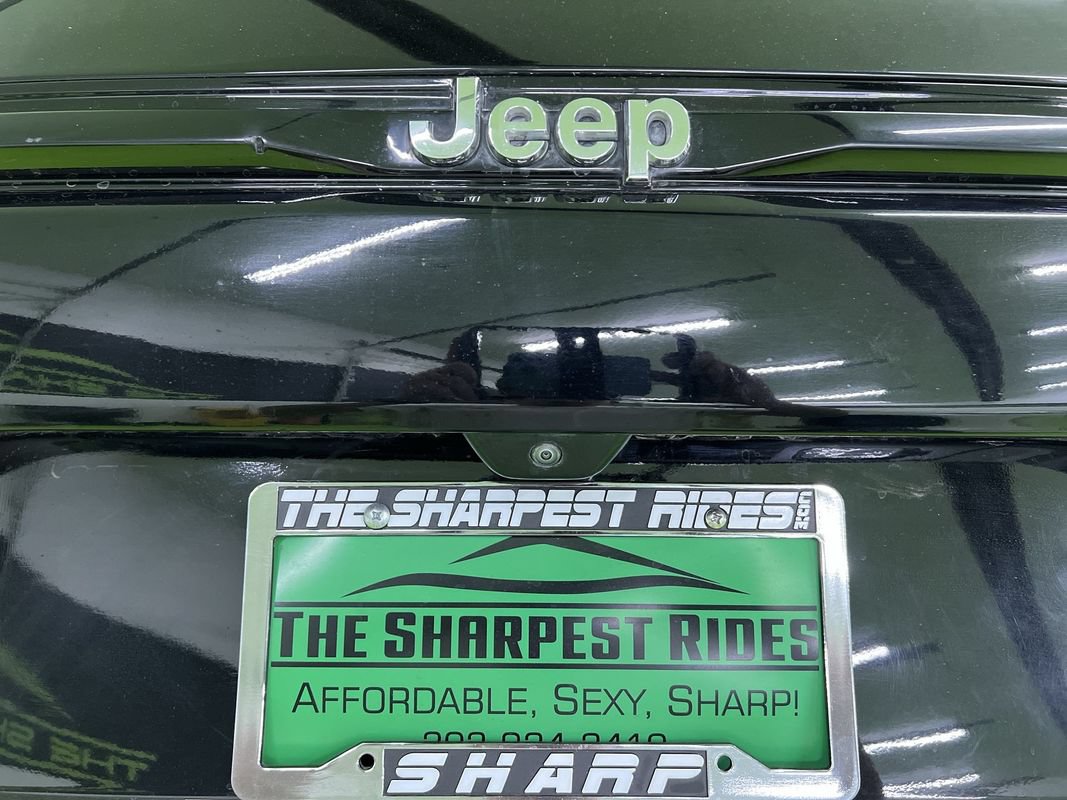 Used 2022 Jeep Grand Cherokee Limited AWD/4WD image 13
