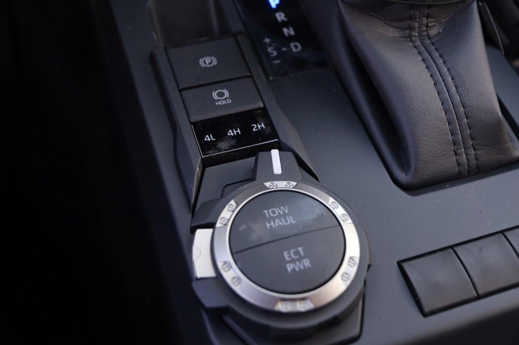 New 2026 Toyota Tacoma SR5 AWD/4WD image 19