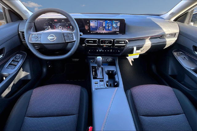 New 2027 Nissan Sentra SR w/ SR All Weather Package FWD image 5