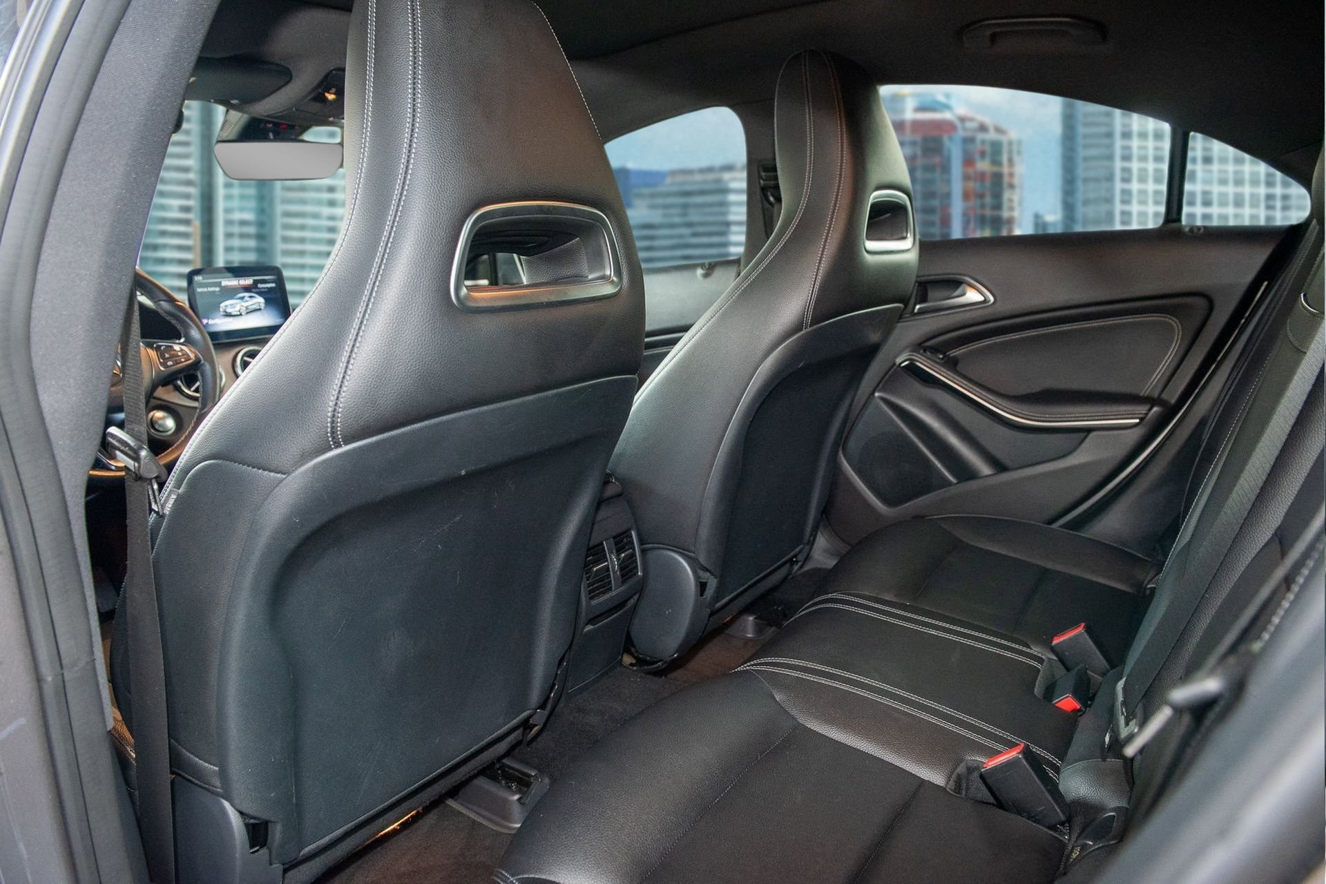 Used 2018 Mercedes-Benz CLA 250 4MATIC image 18