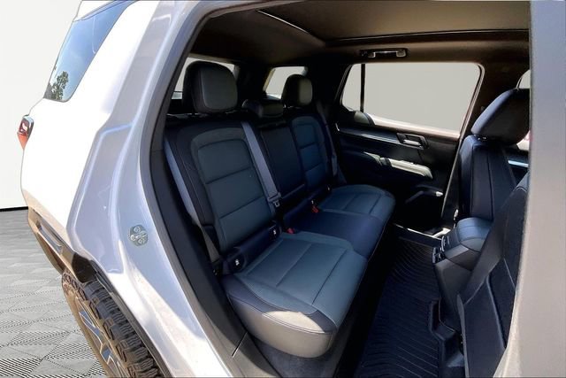 Used 2026 GMC Terrain AT4 w/ Convenience Package III image 17