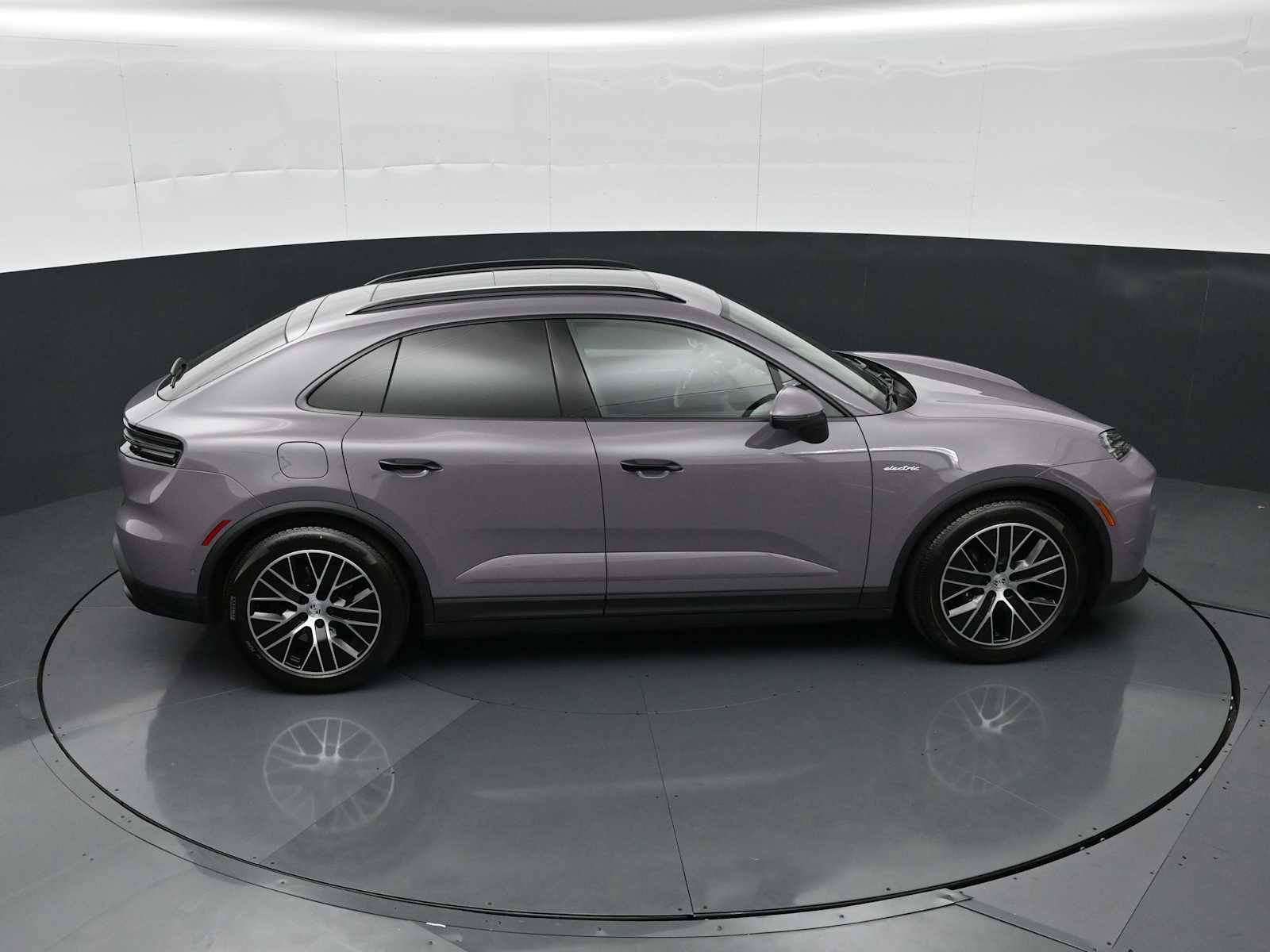 New 2026 Porsche Macan 4 Electric AWD/4WD image 34