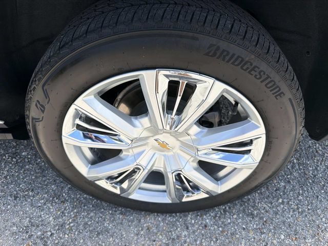 Used 2023 Chevrolet Tahoe High Country w/ Premium Package 2 RWD image 35