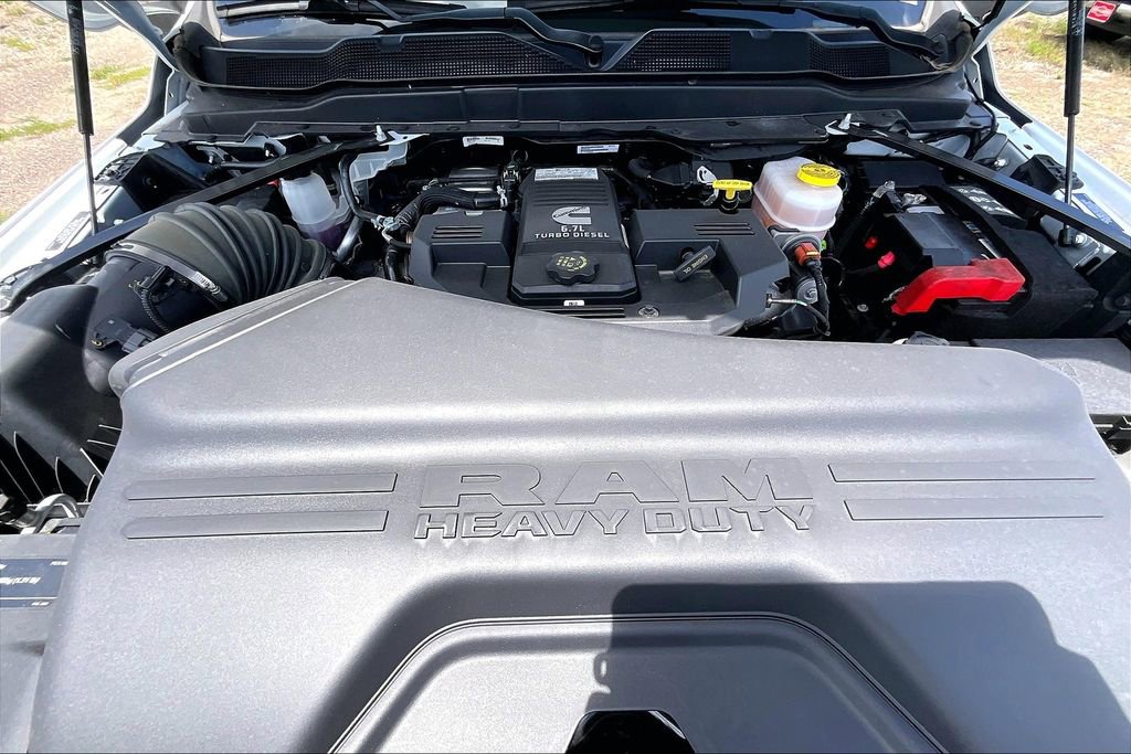 New 2024 RAM 3500 Tradesman w/ Chrome Appearance Group image 9