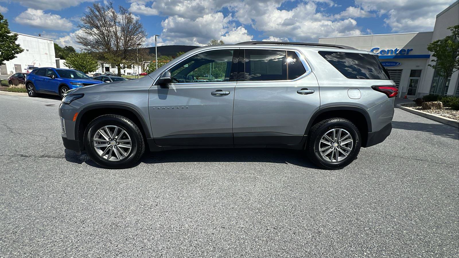Used 2023 Chevrolet Traverse LT w/ LPO, Floor Liner Package AWD/4WD image 7