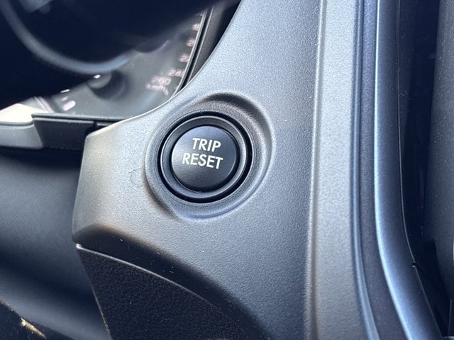 Used 2025 Subaru Forester Limited image 34