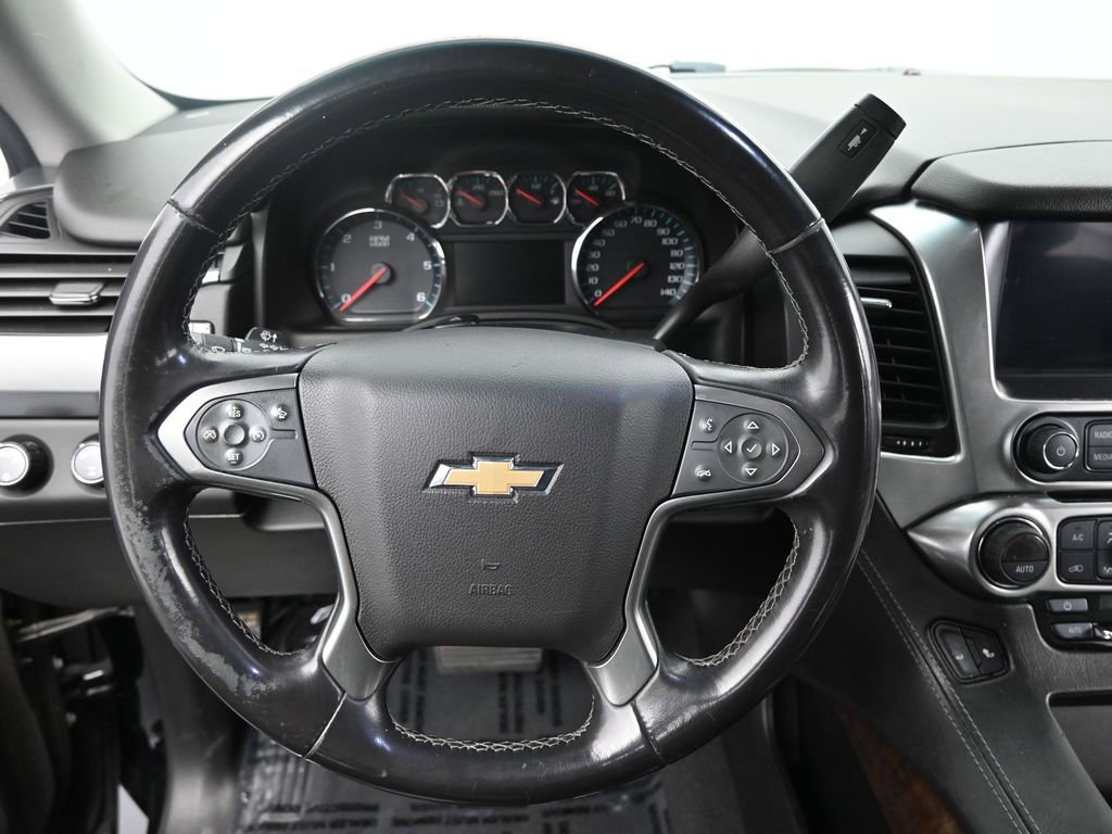 Used 2019 Chevrolet Suburban LT AWD/4WD image 28