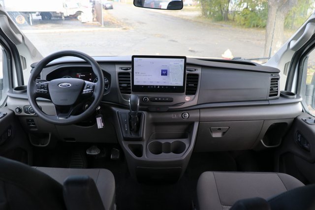 Used 2022 Ford Transit 350 XLT image 15