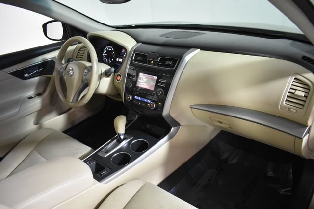 Used 2015 Nissan Altima 2.5 SV w/ Convenience Package FWD image 34