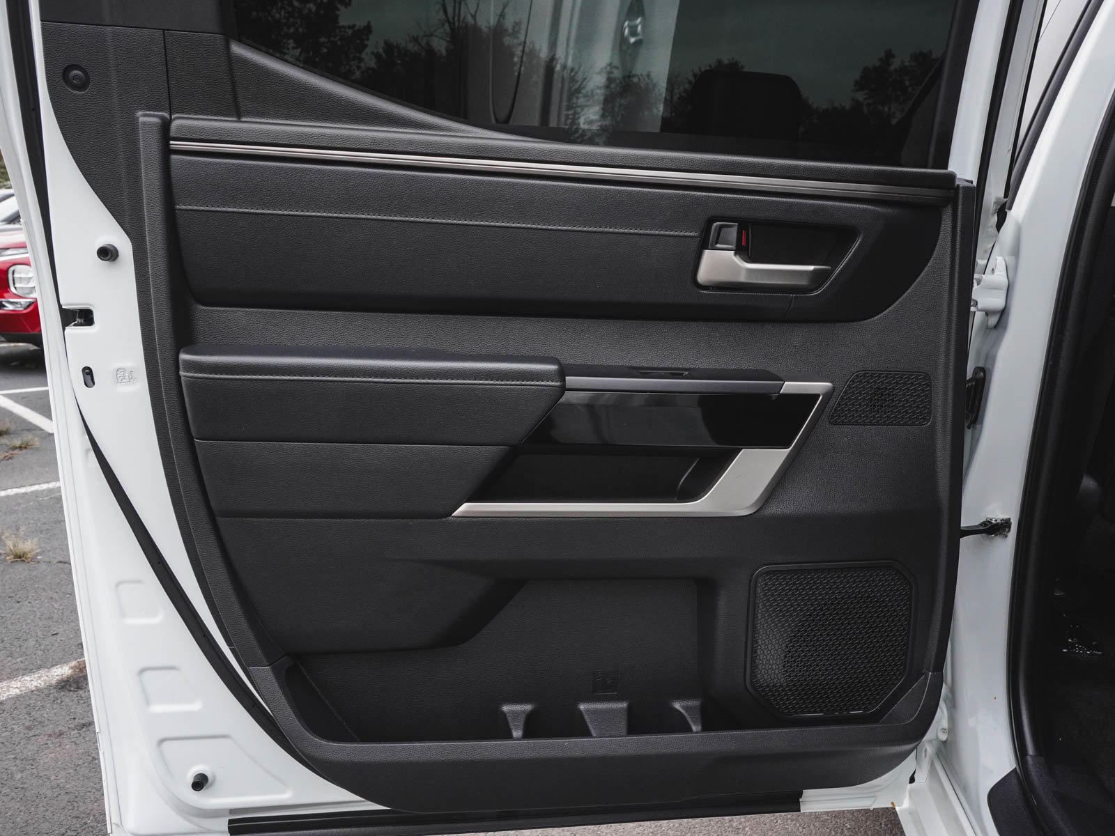 Used 2024 Toyota Tundra Limited image 12