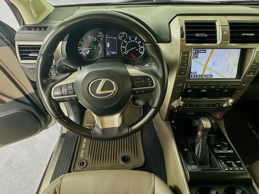 Used 2020 Lexus GX 460 Luxury w/ Accessory Package AWD/4WD image 12