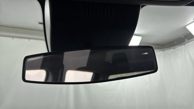 Used 2022 Chevrolet Silverado 1500 LT AWD/4WD image 28