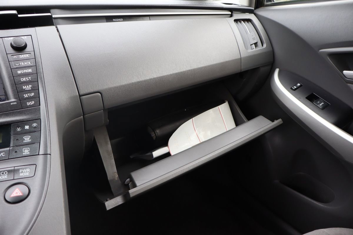 Used 2010 Toyota Prius Three FWD image 37