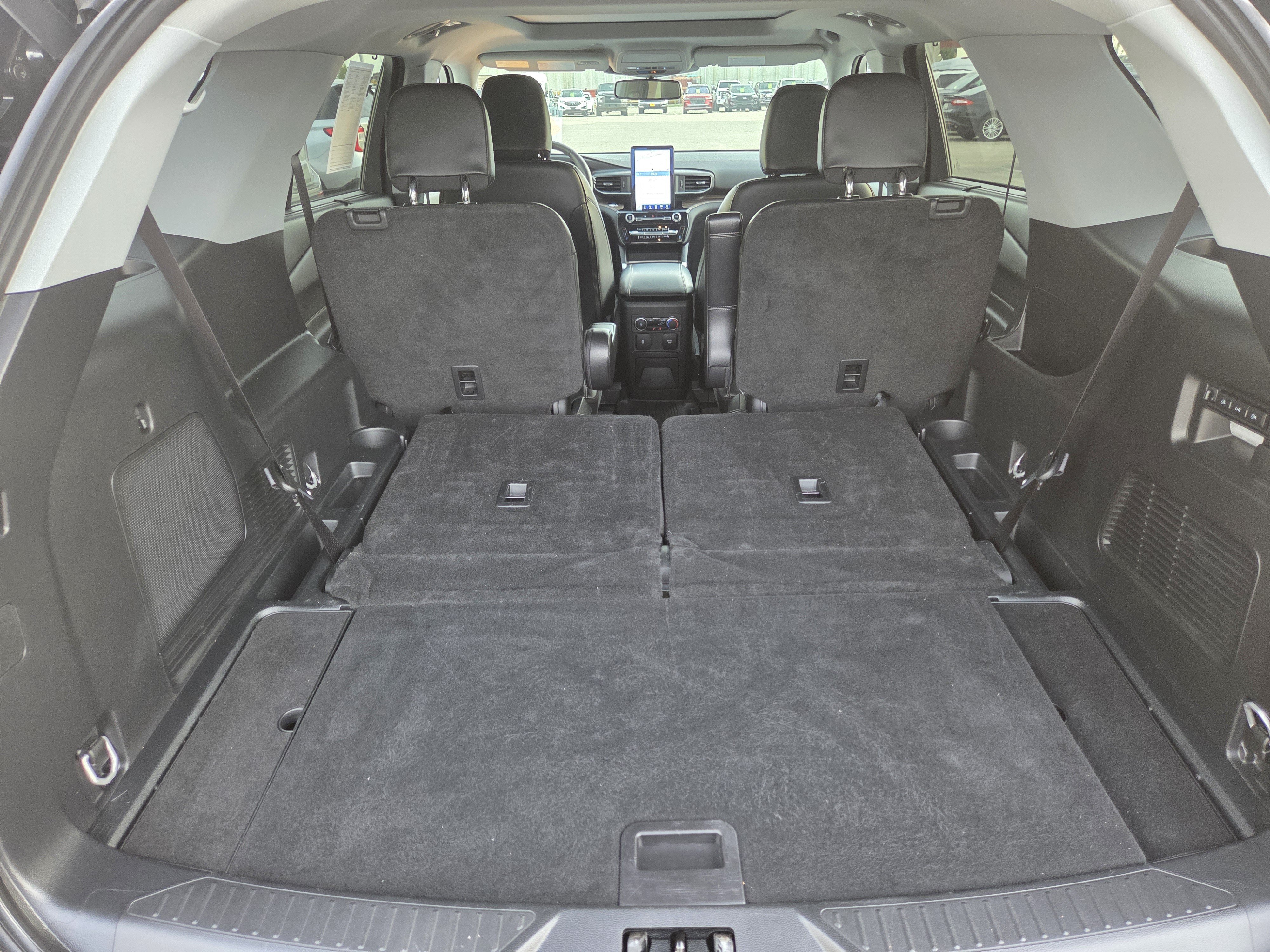 Certified 2024 Ford Explorer Limited w/ Limited Technology Package AWD/4WD image 13