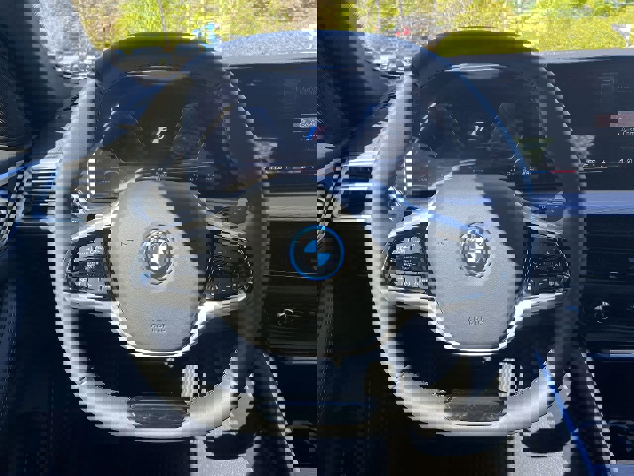 Used 2025 BMW i4 eDrive40 w/ Parking Assistance Package image 20