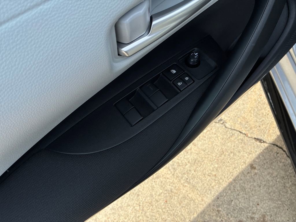 New 2026 Toyota Corolla SE image 13