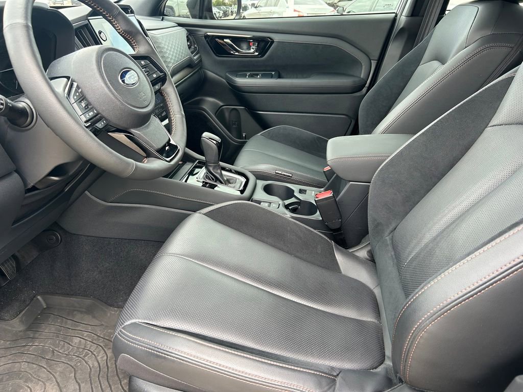 Used 2025 Subaru Forester Touring image 11