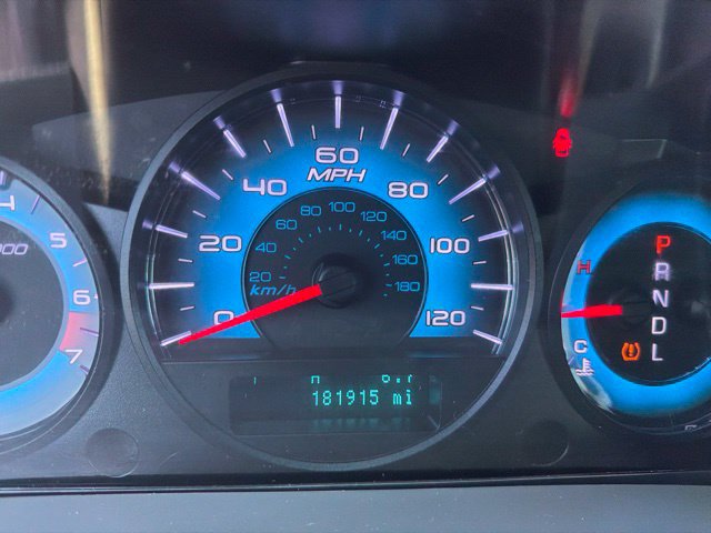 Used 2010 Ford Fusion SEL FWD image 12