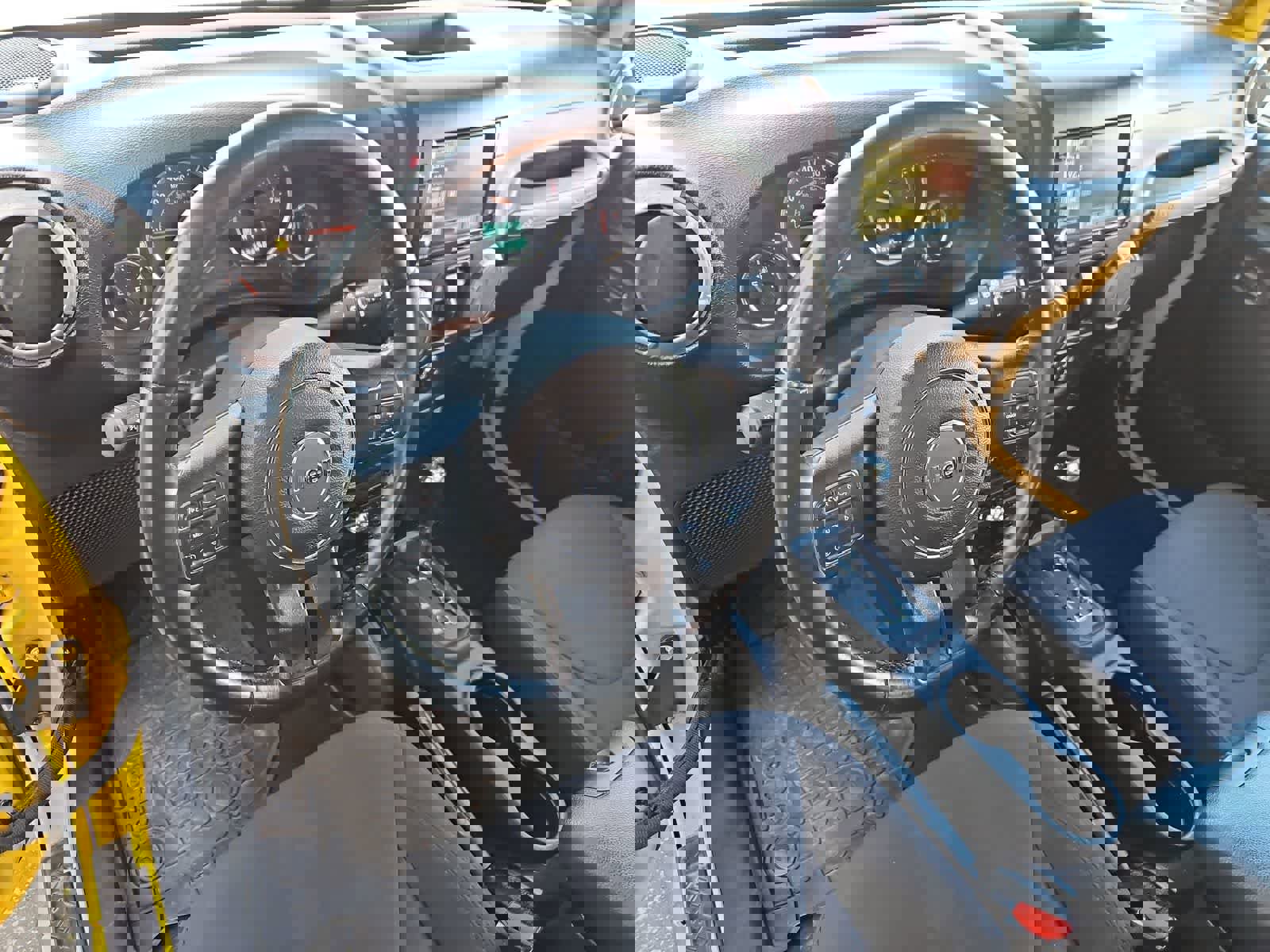 Used 2015 Jeep Wrangler Unlimited Sport w/ Power Convenience Group image 2