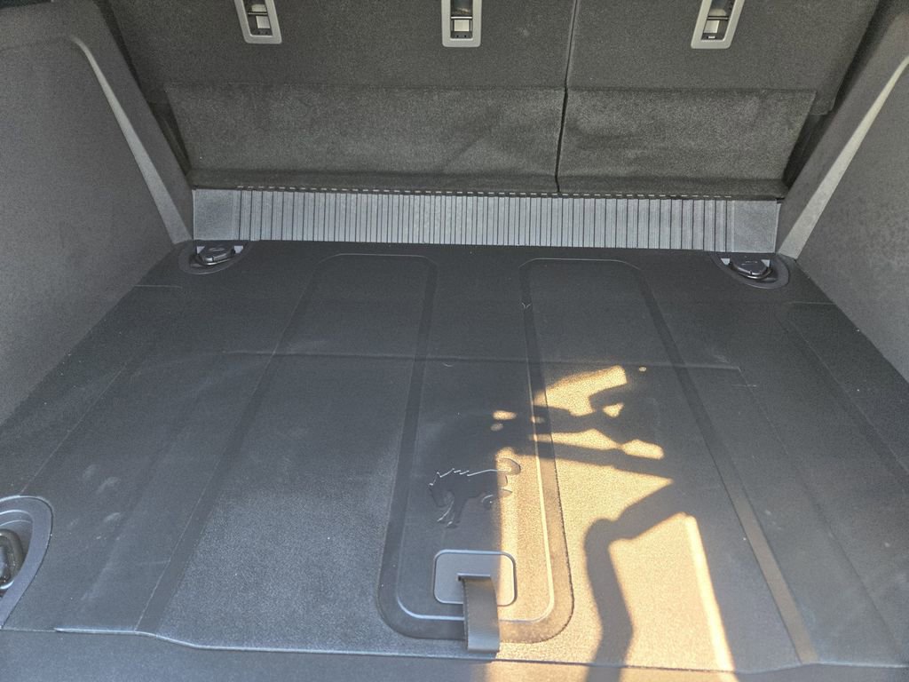 Used 2024 Ford Bronco Badlands image 40