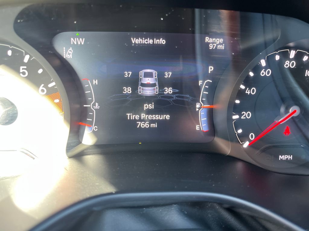 Used 2026 Jeep Compass Limited image 3