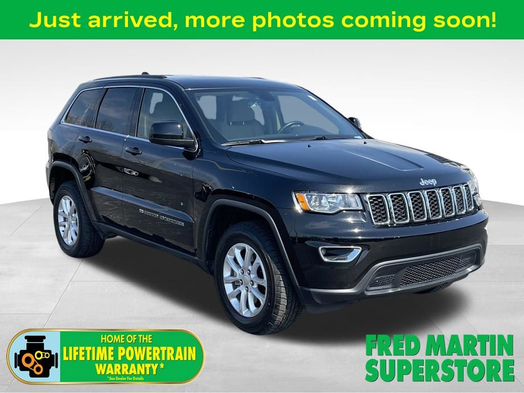 Used 2022 Jeep Grand Cherokee Laredo E image 1