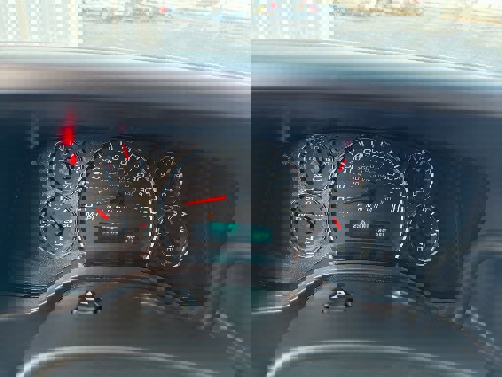 New 2025 Chevrolet Express 3500 w/ Power Convenience Package RWD image 29