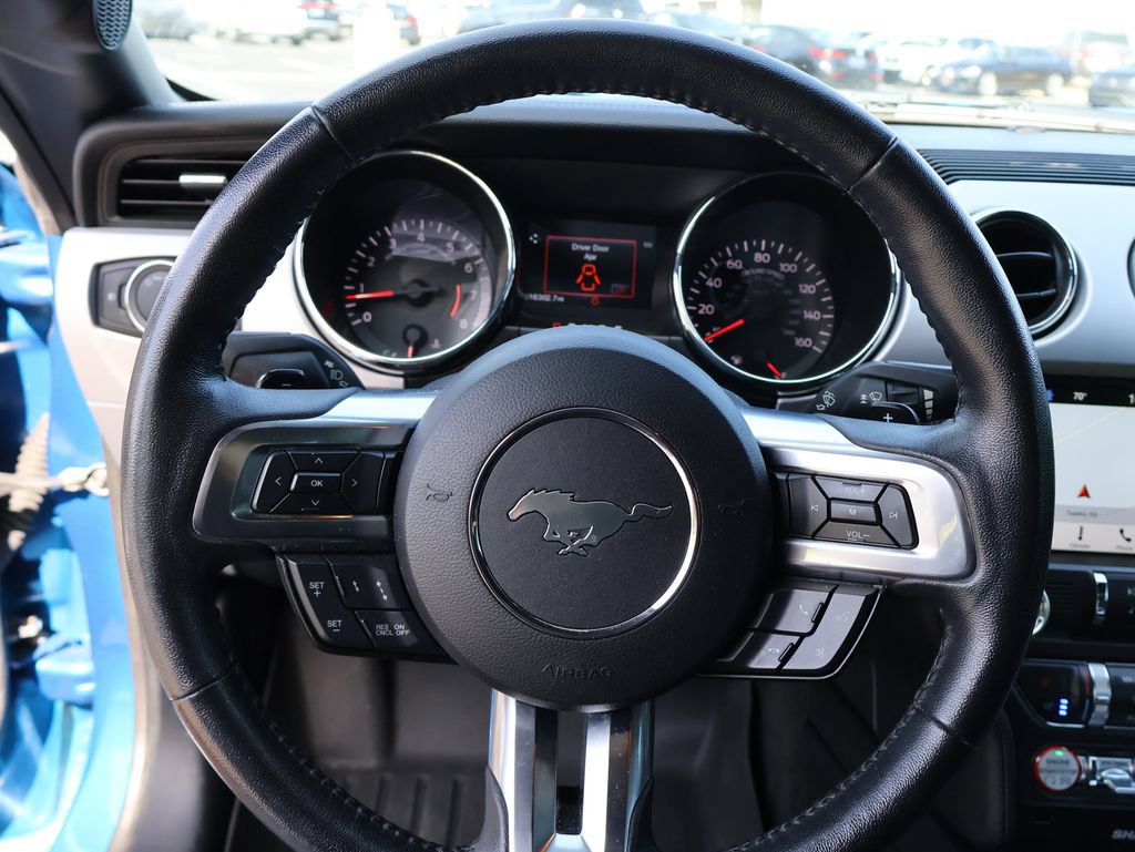 Used 2017 Ford Mustang GT Premium w/ Equipment Group 401A RWD image 31