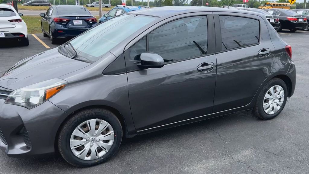 Used 2017 Toyota Yaris L FWD image 4