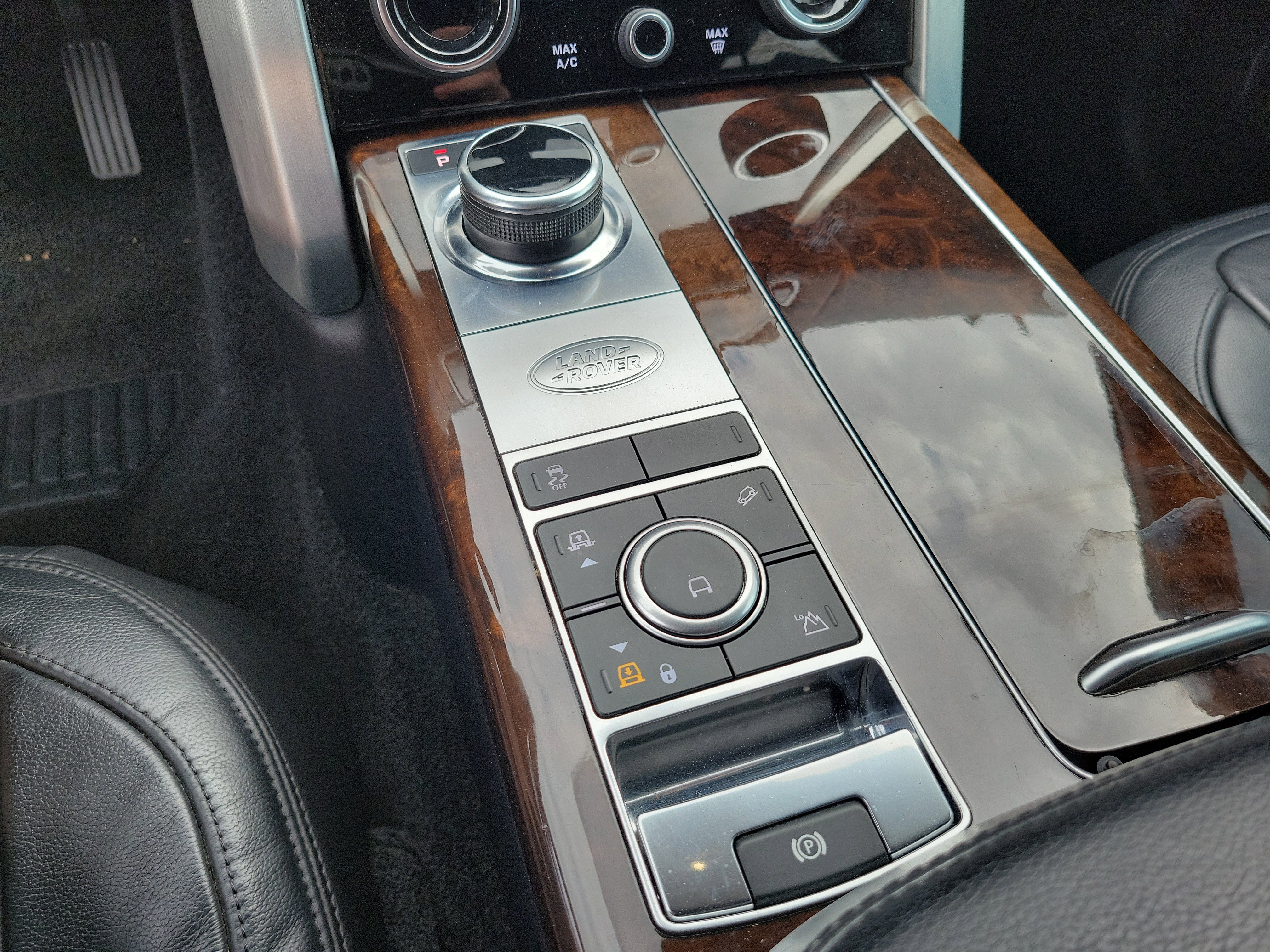 Used 2021 Land Rover Range Rover AWD/4WD image 18