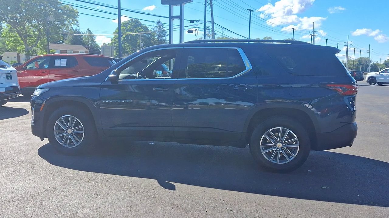 Certified 2023 Chevrolet Traverse LT FWD image 8