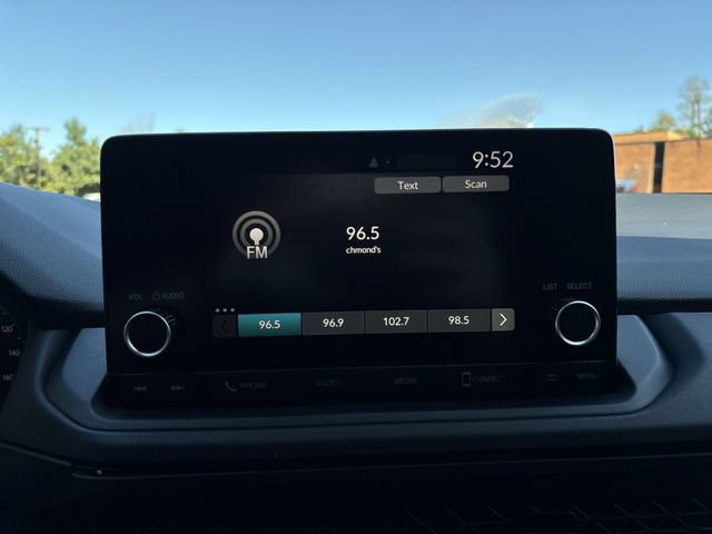 Used 2025 Honda Accord SE image 16