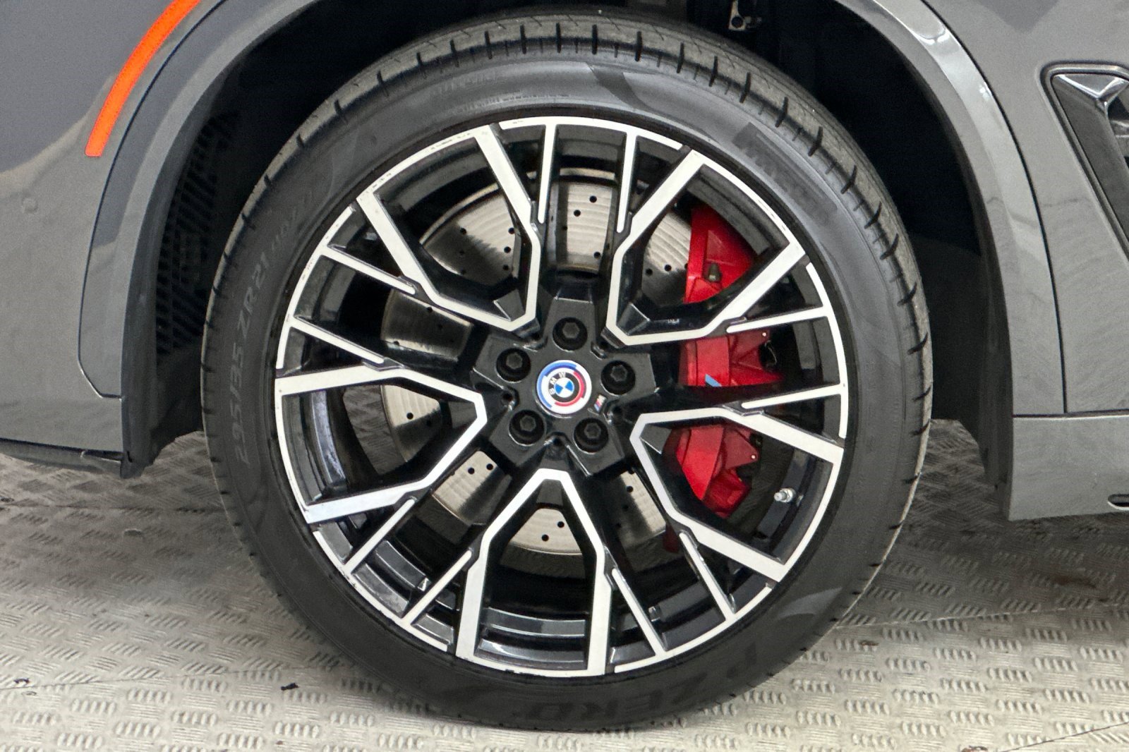 Used 2022 BMW X5 M w/ Competition Package 2 image 11