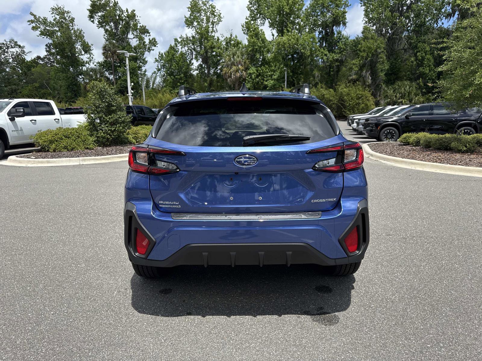 Used 2025 Subaru Crosstrek 2.0i Premium AWD/4WD image 4