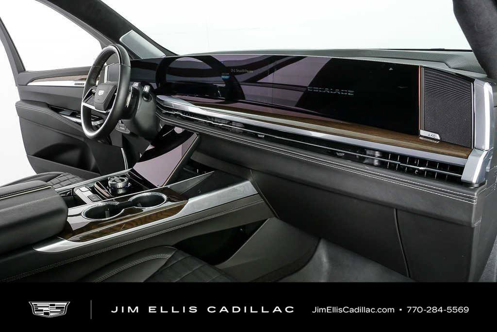 Certified 2025 Cadillac Escalade ESV Sport Platinum AWD/4WD image 27