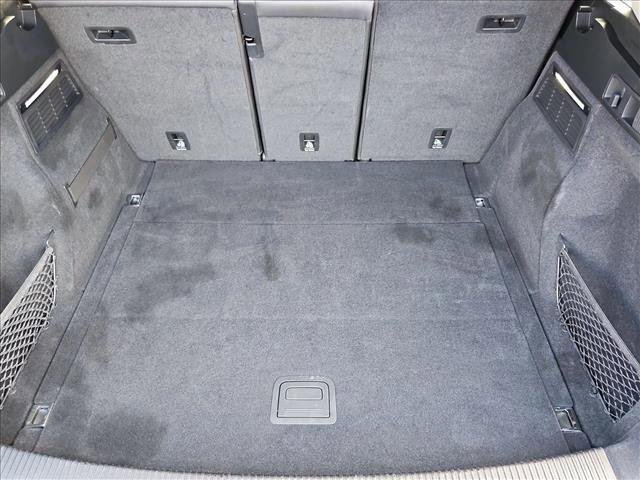 Used 2023 Audi Q5 2.0T Premium w/ Convenience Package image 6