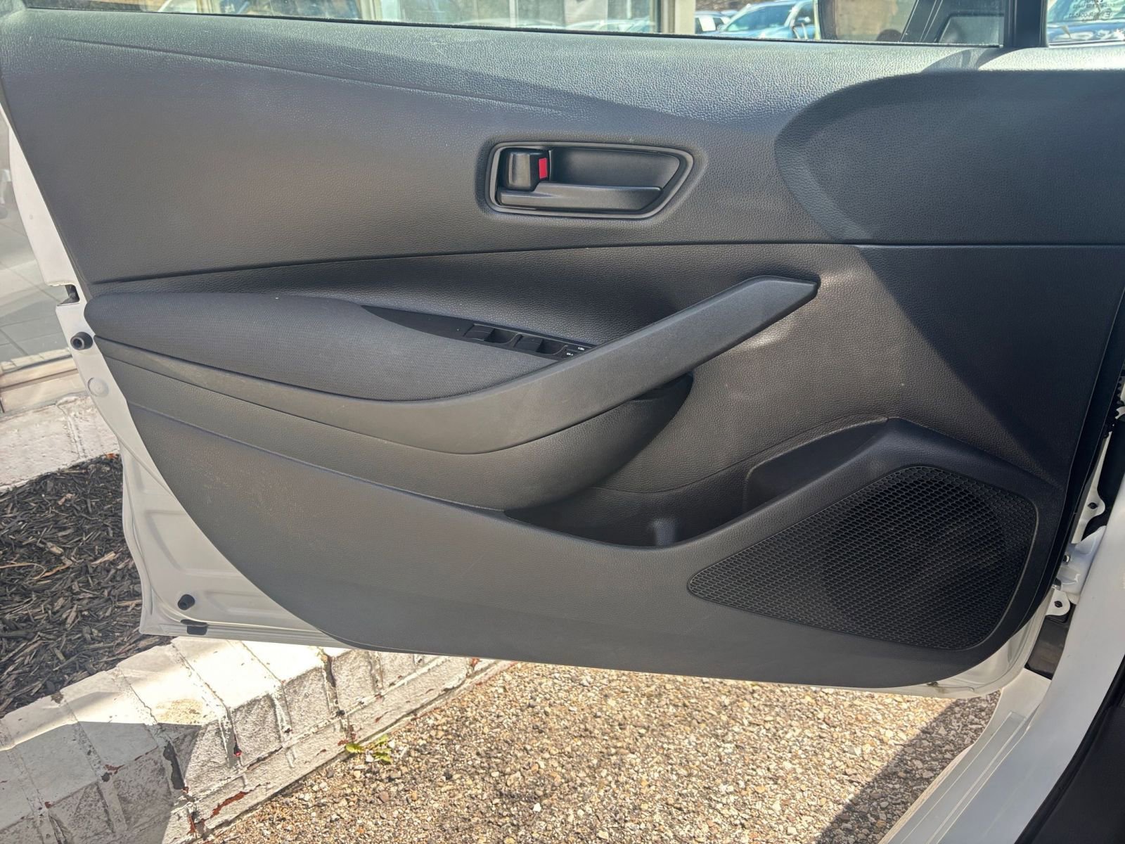 Used 2025 Toyota Corolla LE image 18