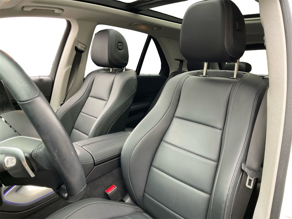 Used 2025 Mercedes-Benz GLE 350 4MATIC image 27