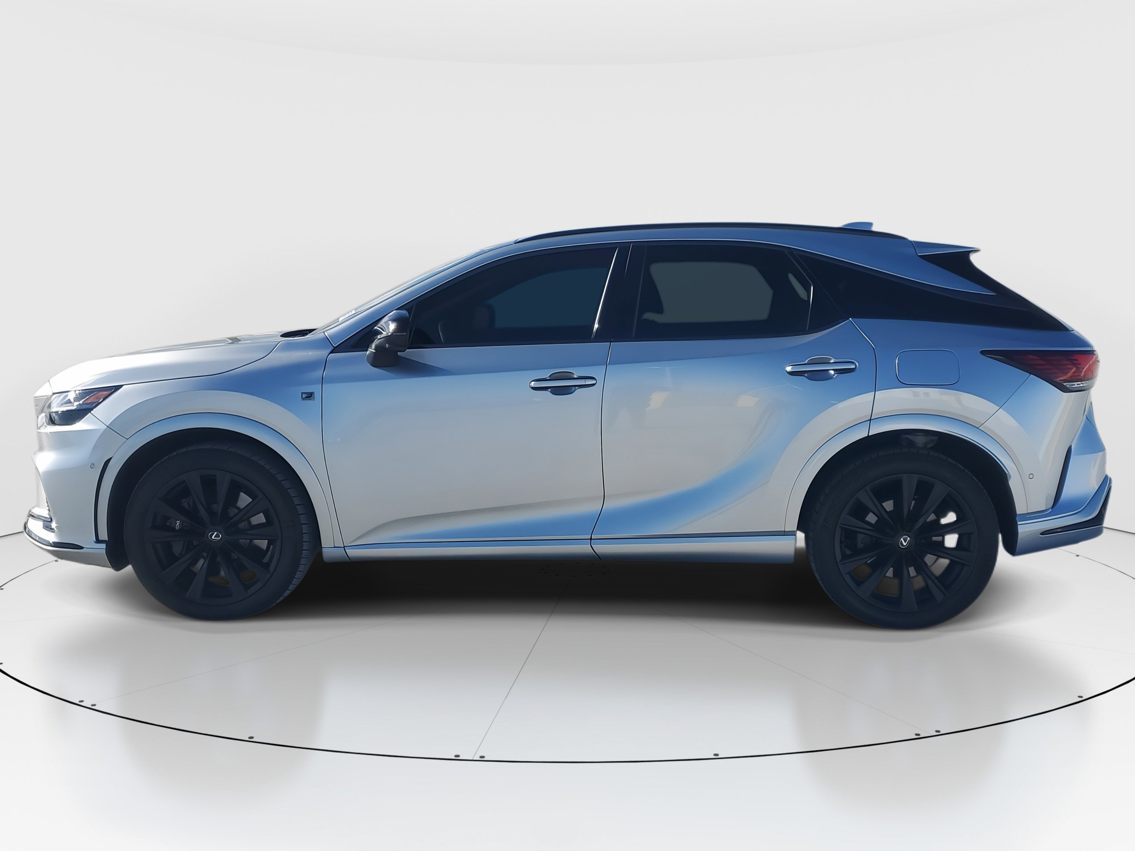 Used 2024 Lexus RX 500h F Sport image 6