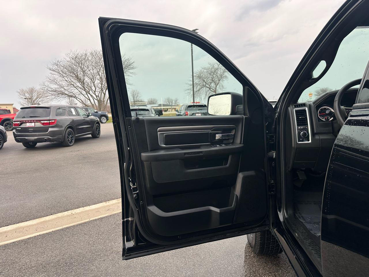 Used 2024 RAM 1500 Classic Warlock AWD/4WD image 11