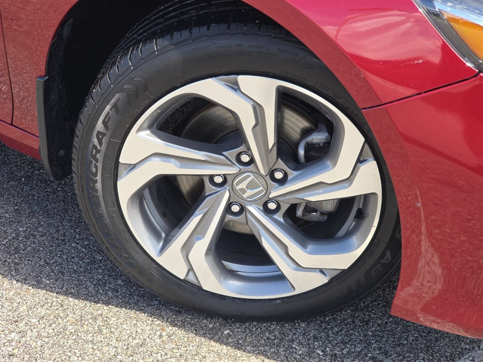 Used 2018 Honda Accord EX image 10