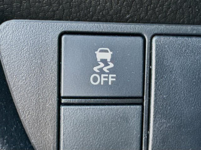 Certified 2023 Honda HR-V LX image 11