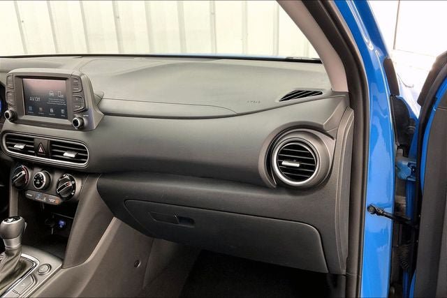 Used 2021 Hyundai Kona SE AWD/4WD image 17
