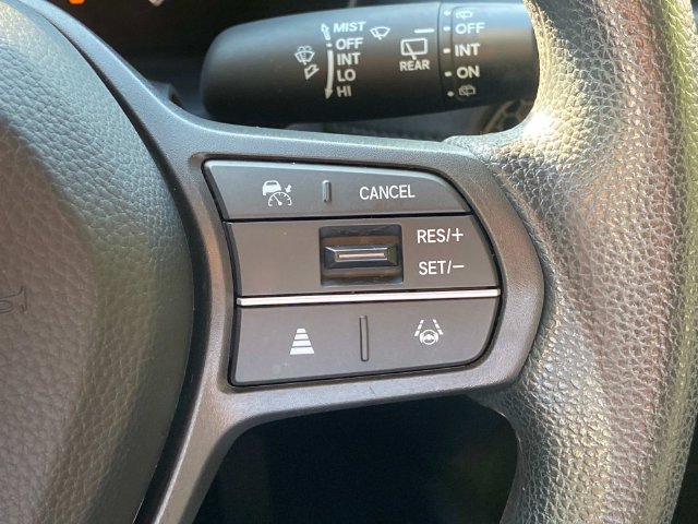 Used 2024 Honda HR-V LX image 17