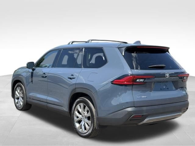 Used 2024 Toyota Grand Highlander AWD Hybrid image 5