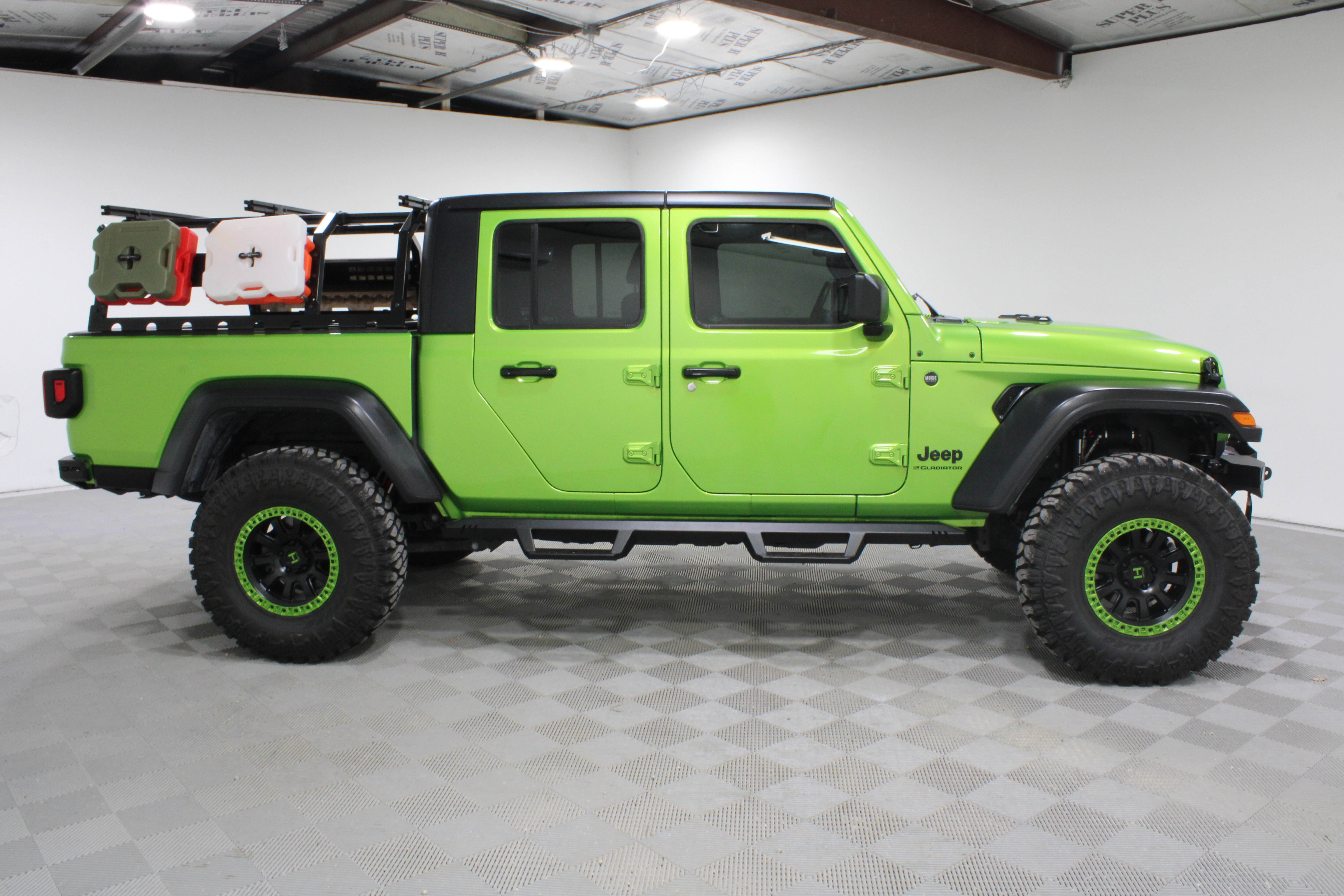 Used 2025 Jeep Gladiator Sport AWD/4WD image 26