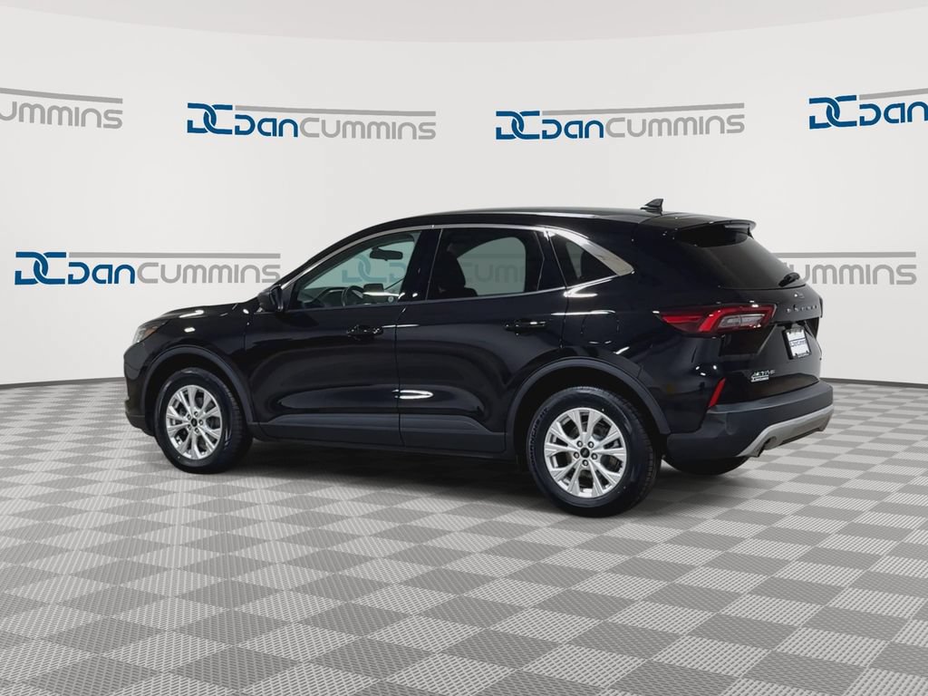 Used 2023 Ford Escape Active AWD/4WD image 6